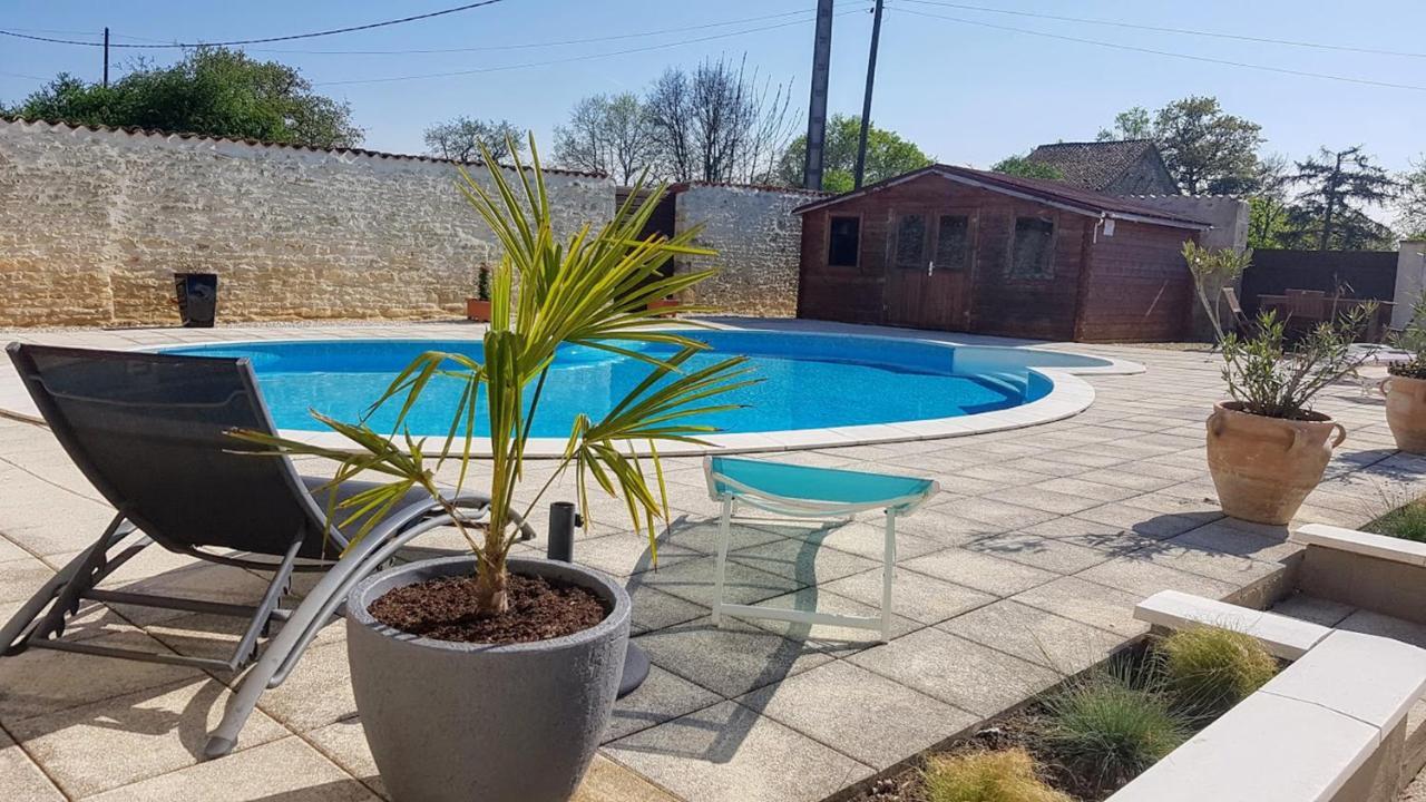 Mas De La Piniere Bed and Breakfast Mauprévoir Εξωτερικό φωτογραφία