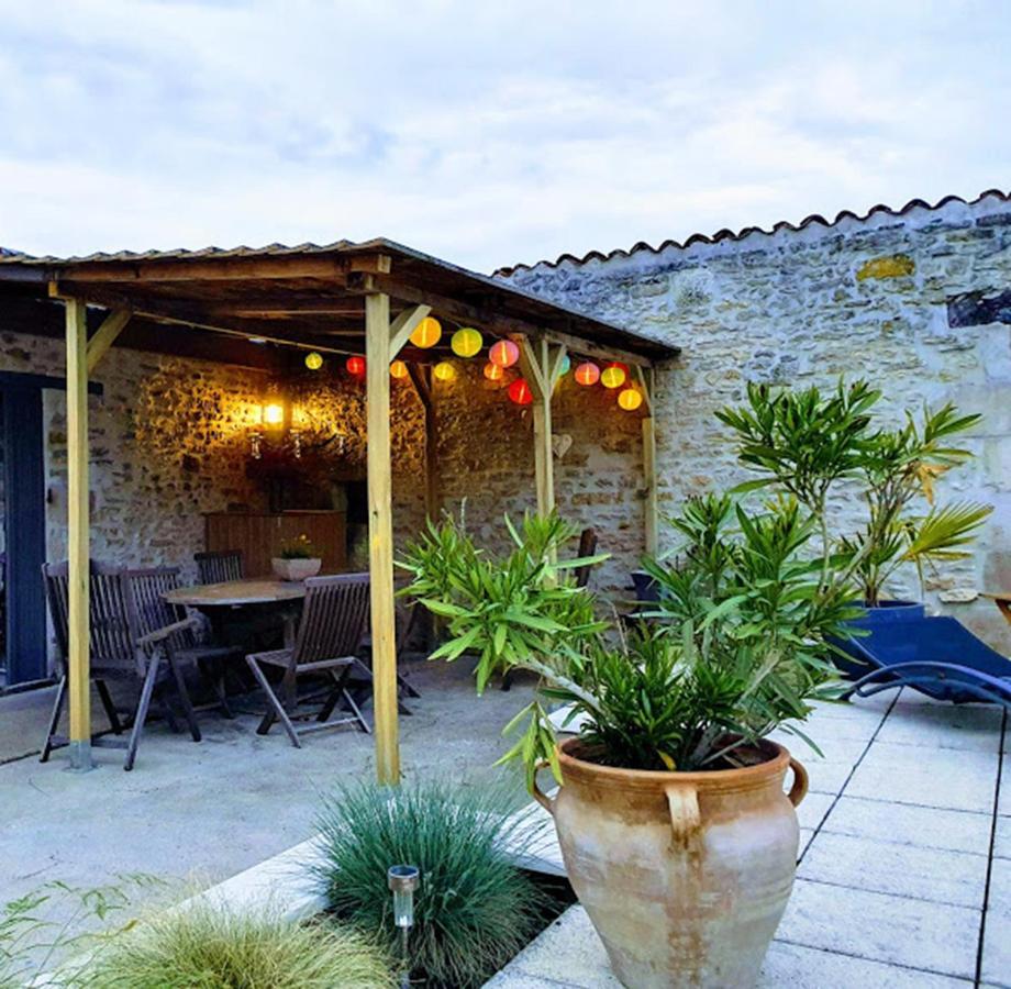 Mas De La Piniere Bed and Breakfast Mauprévoir Εξωτερικό φωτογραφία