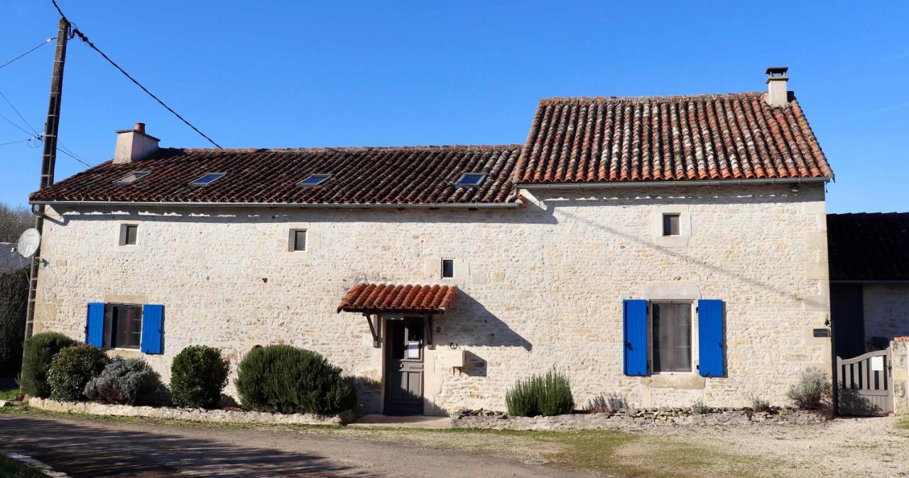 Mas De La Piniere Bed and Breakfast Mauprévoir Εξωτερικό φωτογραφία